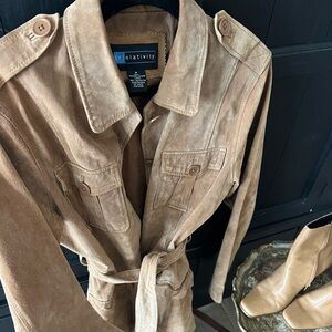 Genuine suede jacket with belt